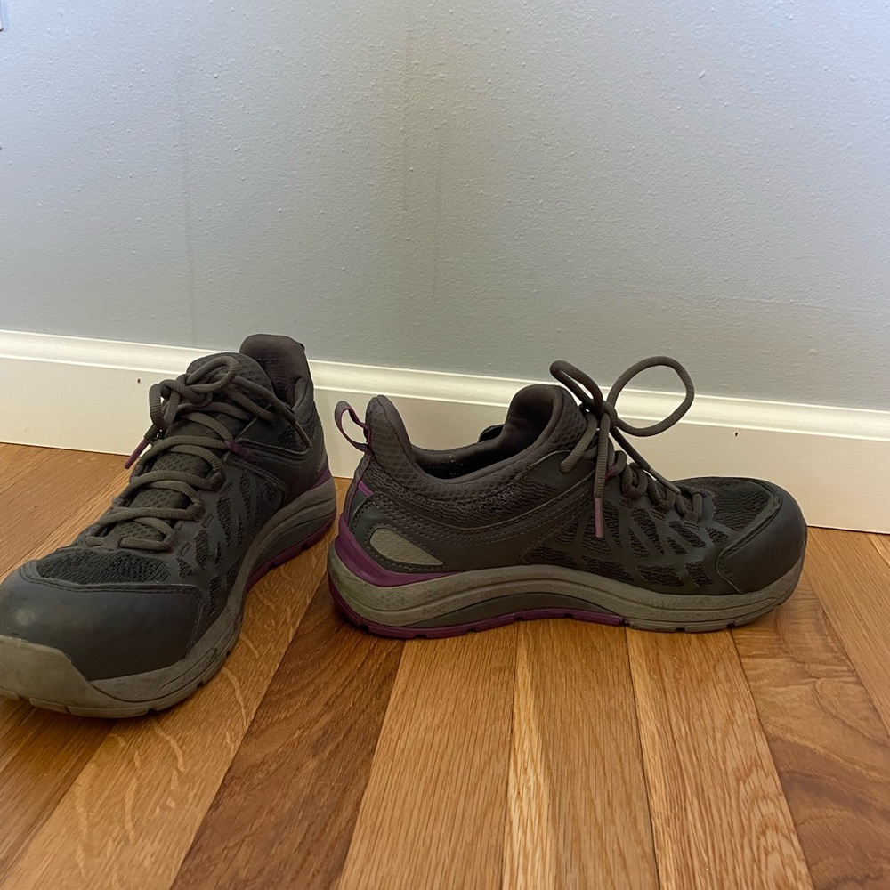 Red Wing Steel Toed Shoes Size 7.5